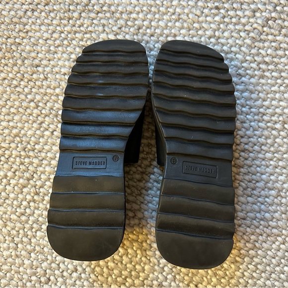 Steve Madden Platform Slides - Picture 2 of 3